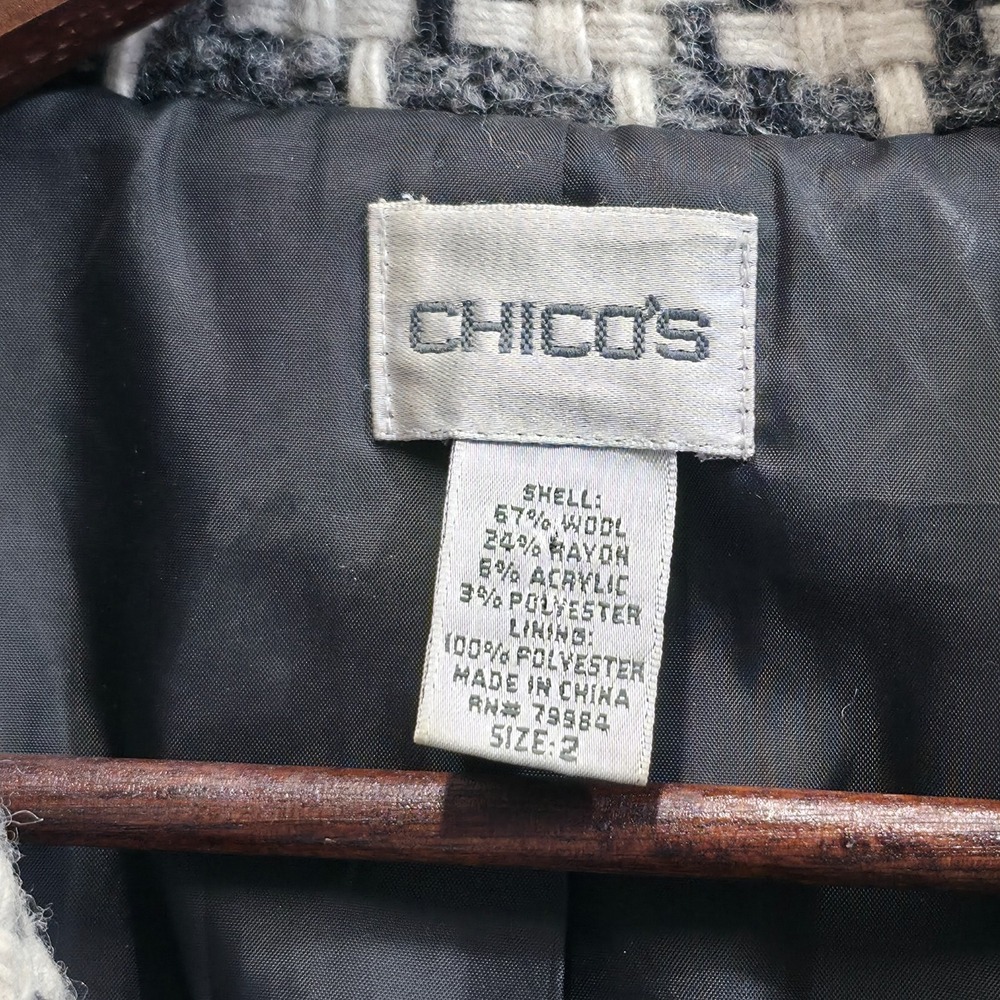 Chico's Women's Black/White Wool Blend Full Zip Weave Jacket Size 2-(L or XL) - Picture 2 of 9